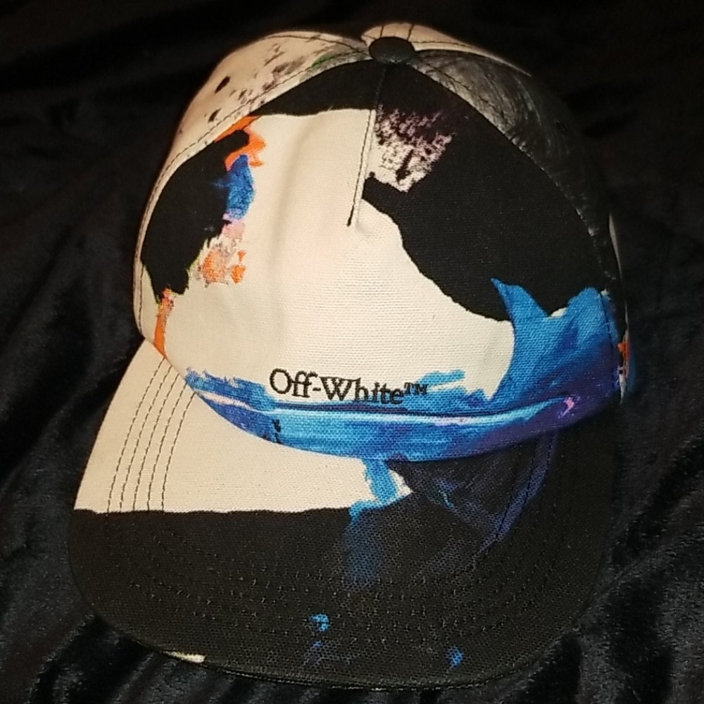 Off-white hat